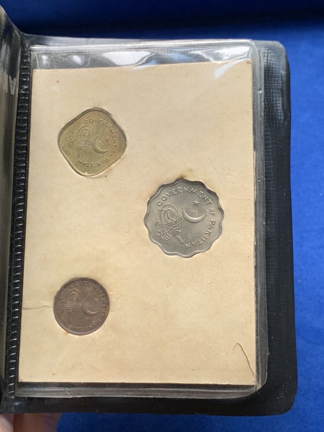 《竞宝斋》第148场-周日，周一 2场 (全场包邮) 巴基斯坦1961年三枚辅币+1枚1956年1PIC。