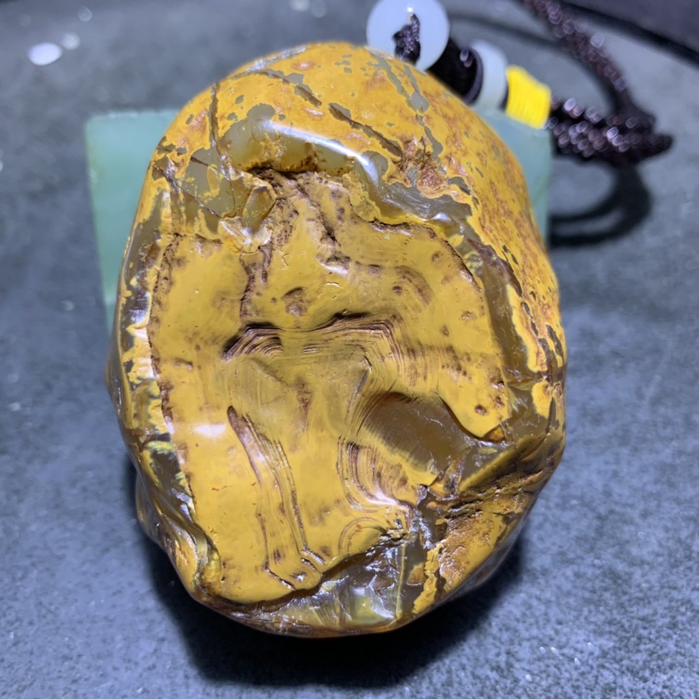 精美天然马达加斯加玛瑙雕刻弥勒佛把件一个