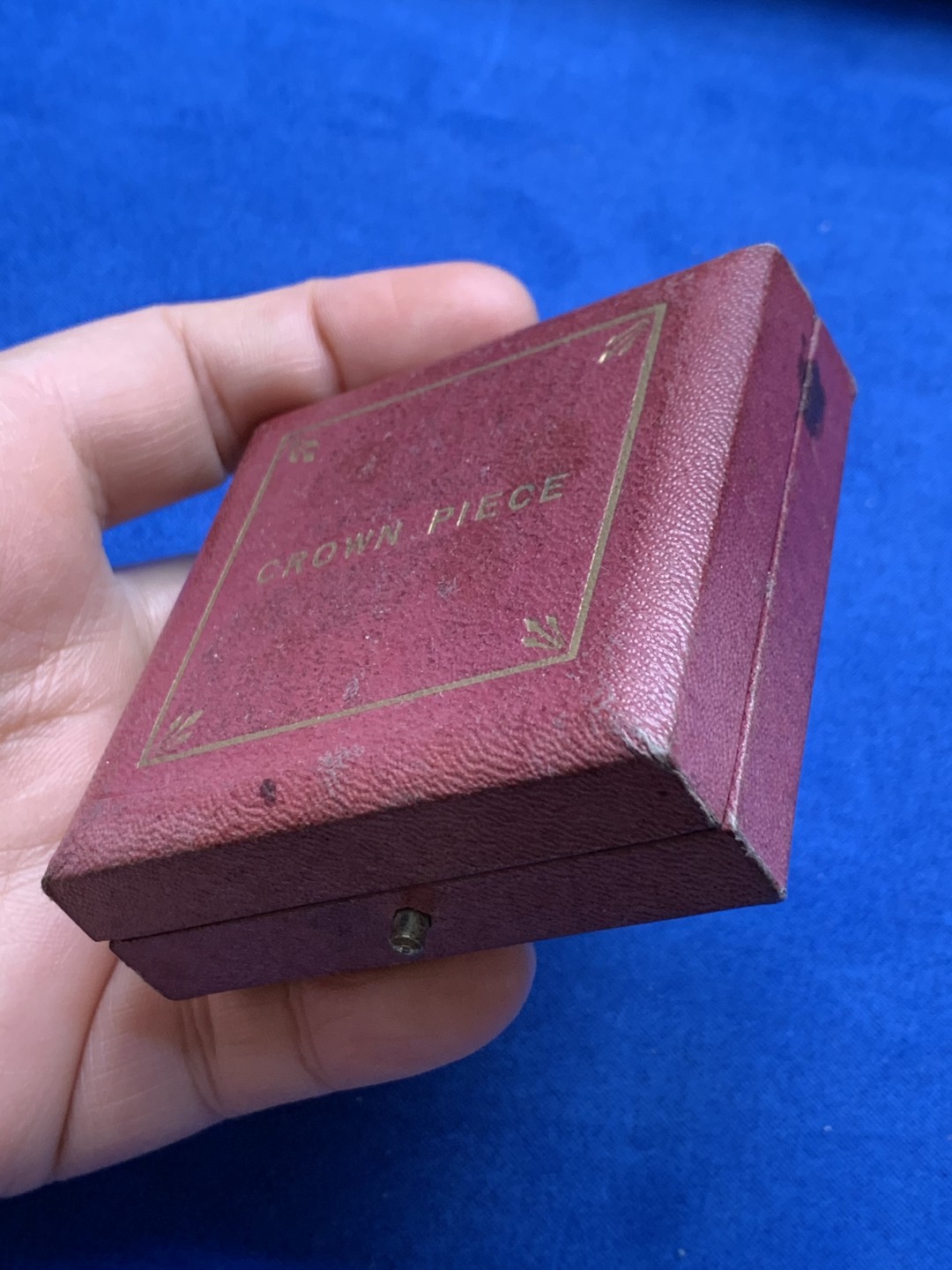 《竞宝斋》第148场-周日，周一 2场 (全场包邮) 英国 1951年 乔治六世 最后的马剑 克朗镍马剑 品质盒装