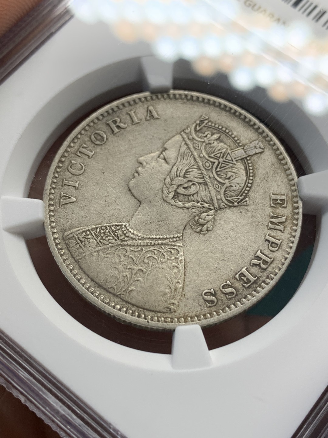 《竞宝斋》第148场-周日，周一 2场 (全场包邮) NGC AU 1882C 英属印度 1卢比银币