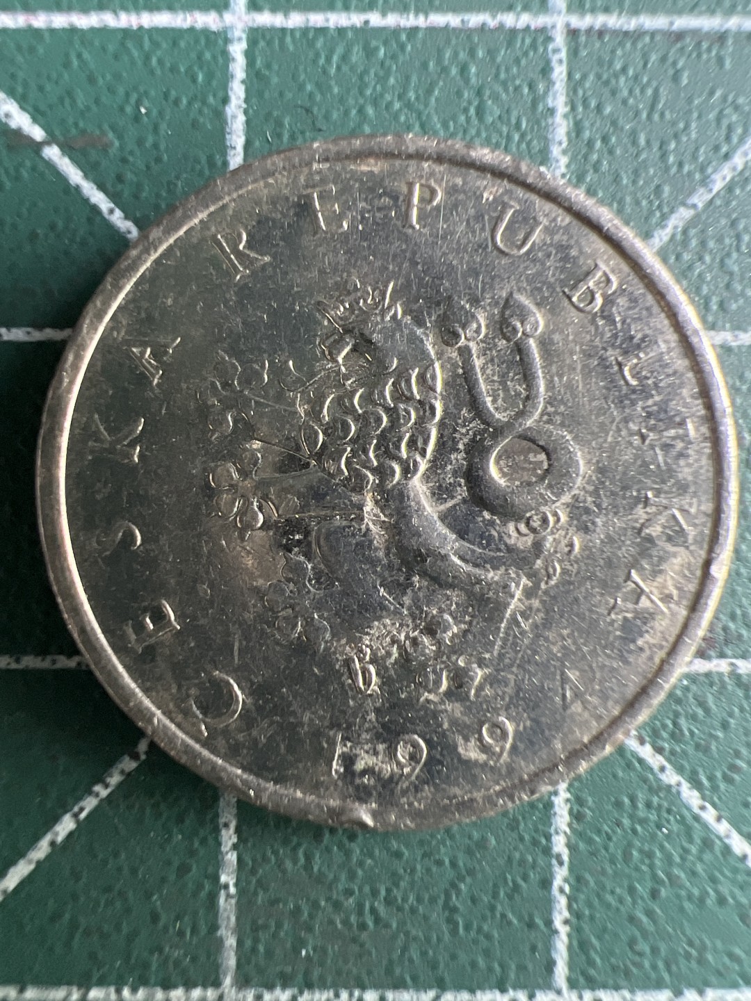 泡泡堂第335期  世界硬币 （无押金，捡漏，全场20包邮，偏远地区除外，接收代拍业务） 捷克1克朗