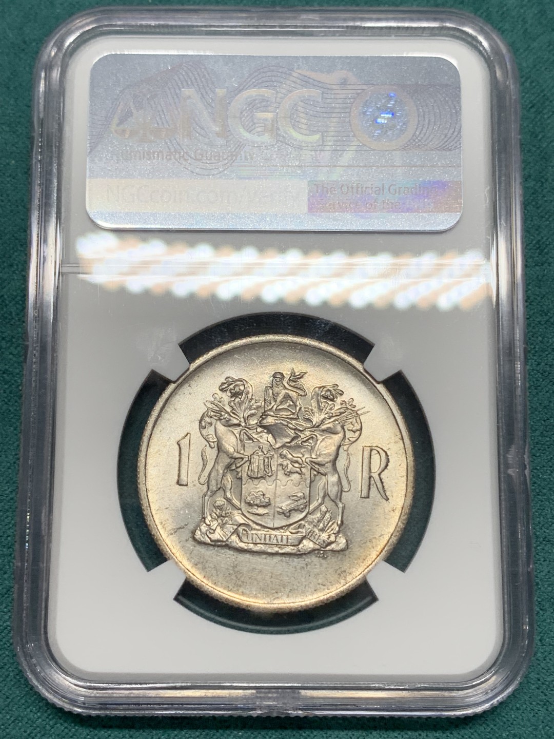 《竞宝斋》第148场-周日，周一 2场 (全场包邮) NGC-MS63 南非 1969维沃尔德1兰特银币 状态好 不多的品种