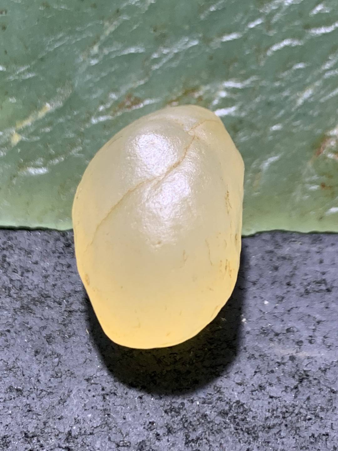 放福利！精美天然阿拉善麻皮玛瑙原石一颗，