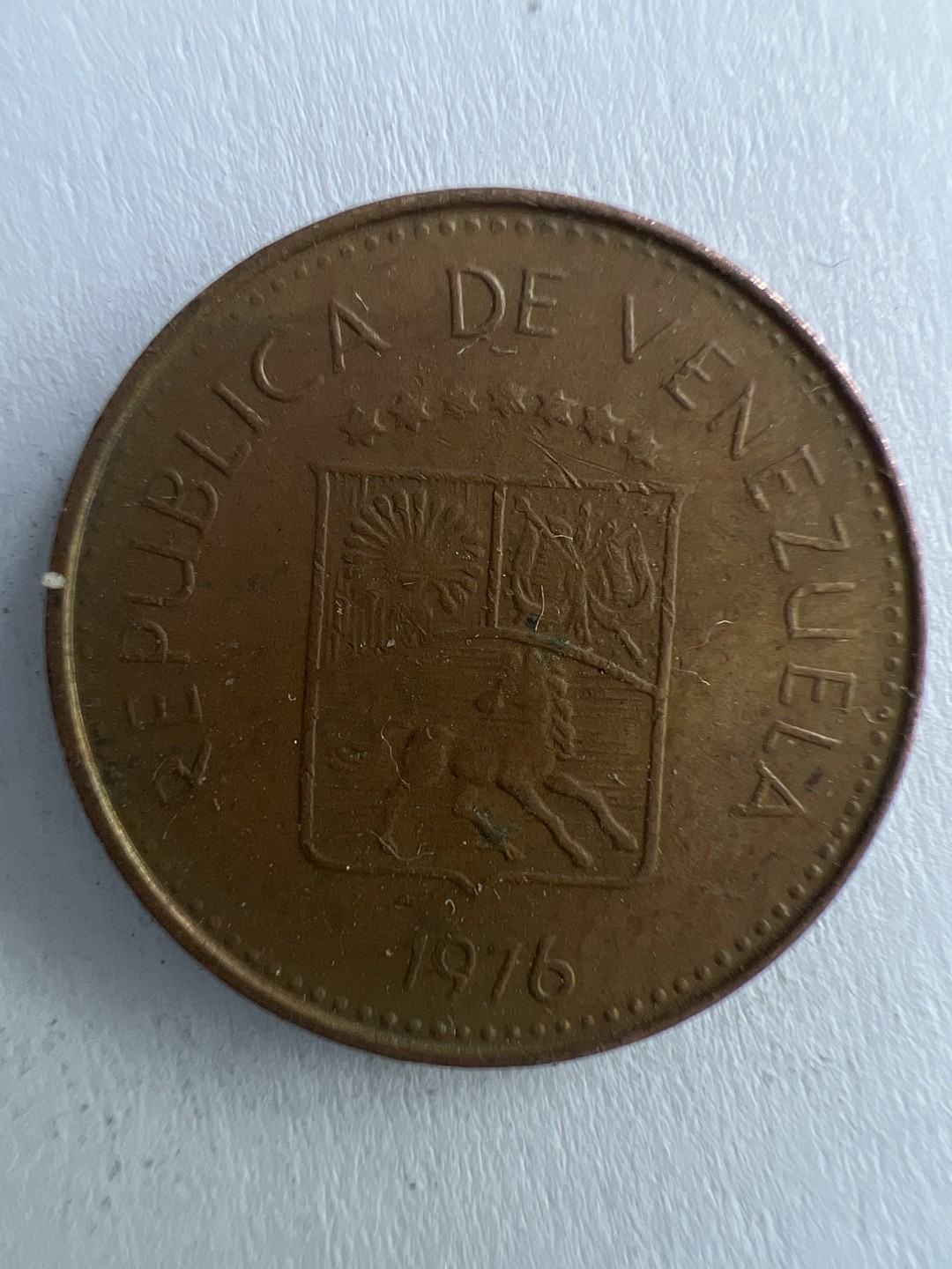 泡泡堂微拍第一 一 二幕硬币捡漏可累计专场👿👿，累计满二十元包邮，接受代拍业务 委内瑞拉五分