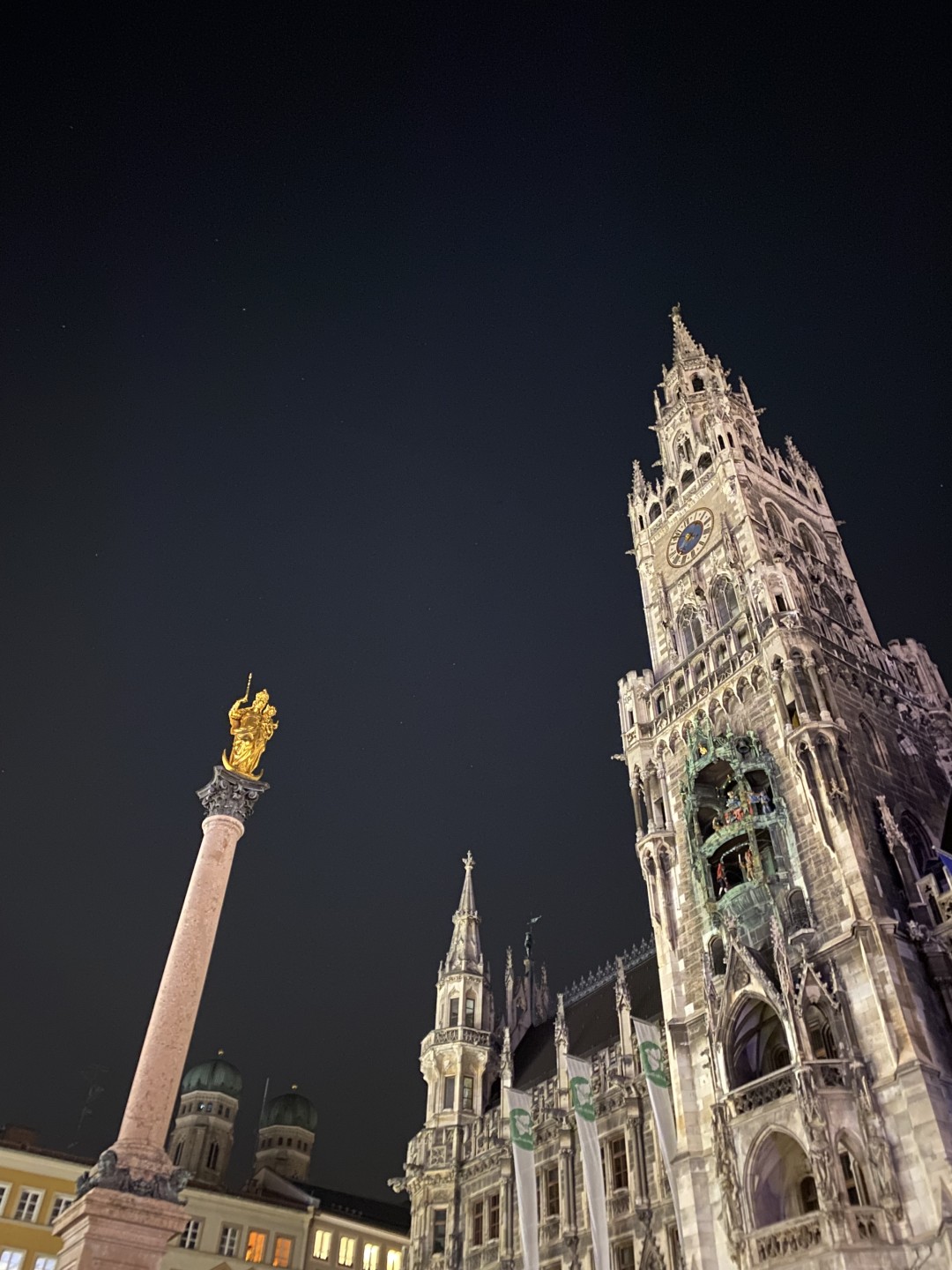 万国钱币拍卖第005期 1855德国巴伐利亚圣母抱婴2盾银币，为了纪念位于慕尼黑的圣母抱婴柱修复完成而发行，真正的原味五彩，所见最美一枚，外拍热门品种，63分ha成交价930美金。