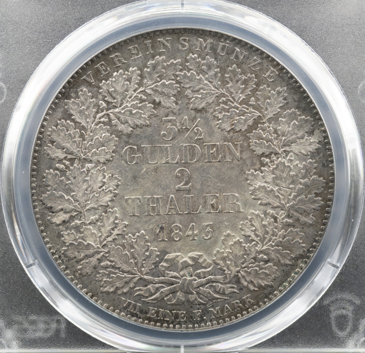 万国钱币拍卖第005期 1843德国法兰克福景观2泰勒，大热门的景观2泰勒，高分价格已经可望不可及，此枚在同分中包浆细节皆属上乘，可玩性很高的性价比之选。