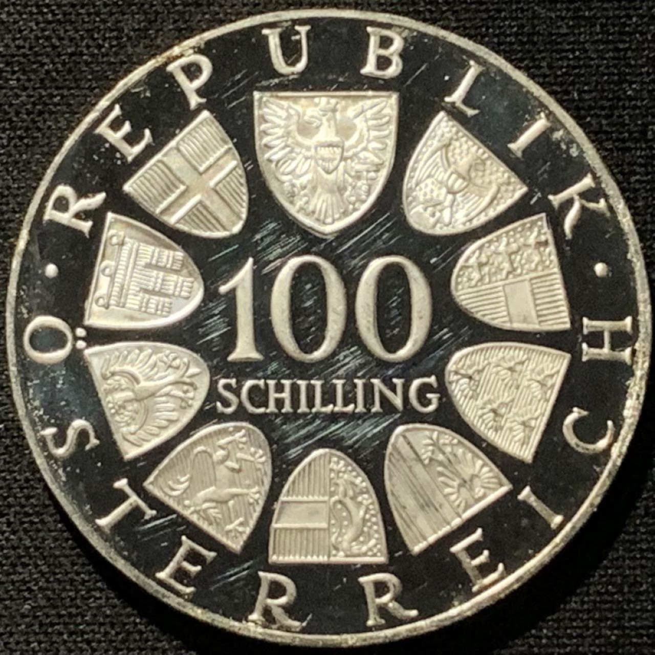 紫瑗钱币——第262期拍卖 奥地利 1976年 因斯布鲁克冬奥运 会徽 100先令 24克 0.64银 精制