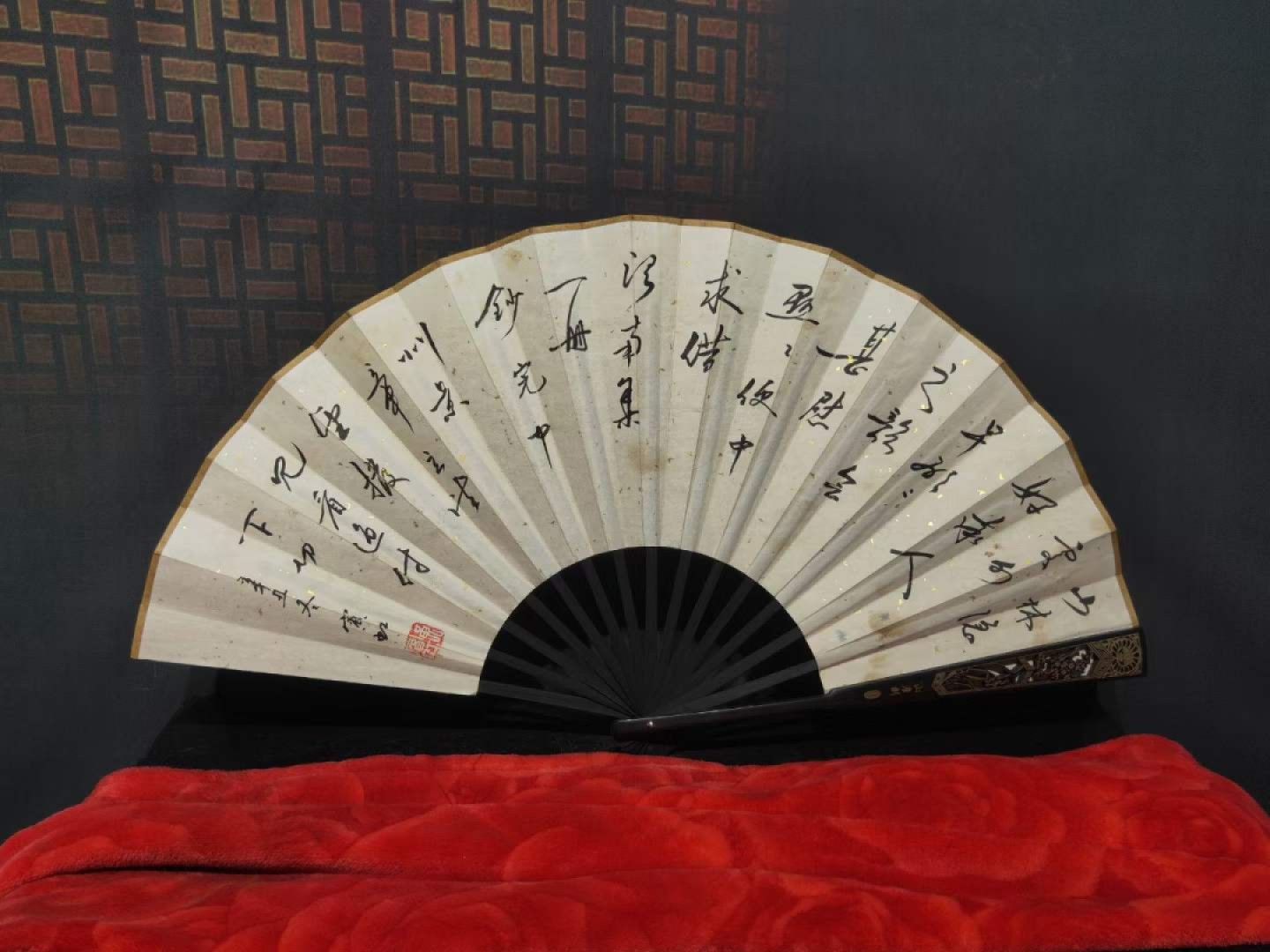 黄宾虹山水扇子8个，双面工，画工精湛，实物拍摄