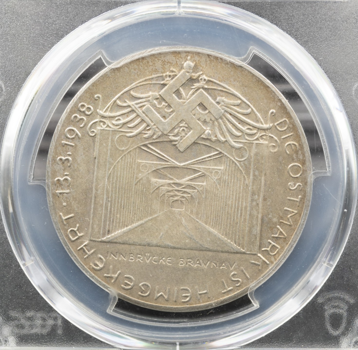 万国钱币拍卖第005期 1938年德意志第三帝国元首纪念吞并奥地利和奥地利大桥纪念银章，稀少