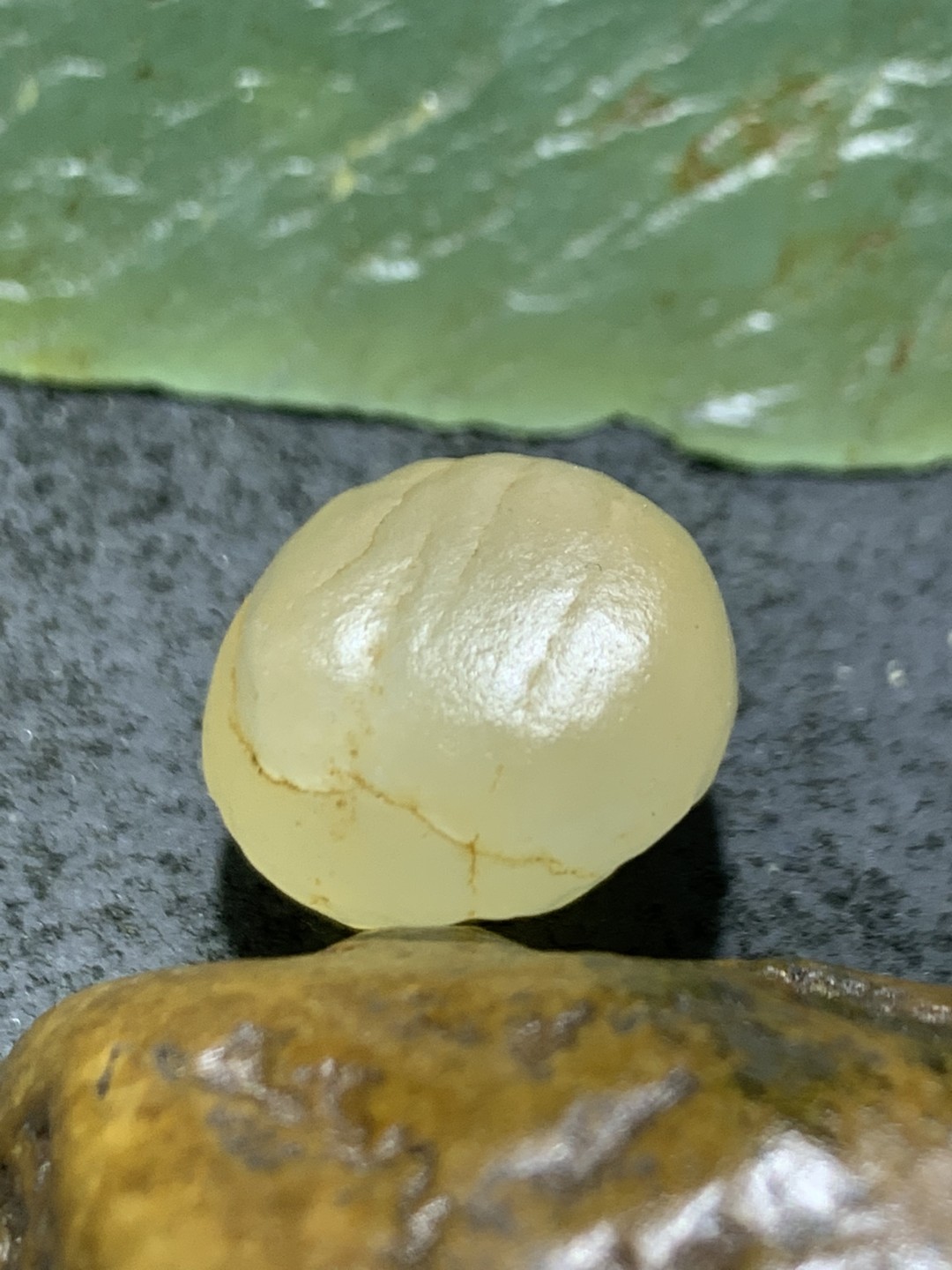 放福利！精美天然阿拉善麻皮玛瑙原石一颗，