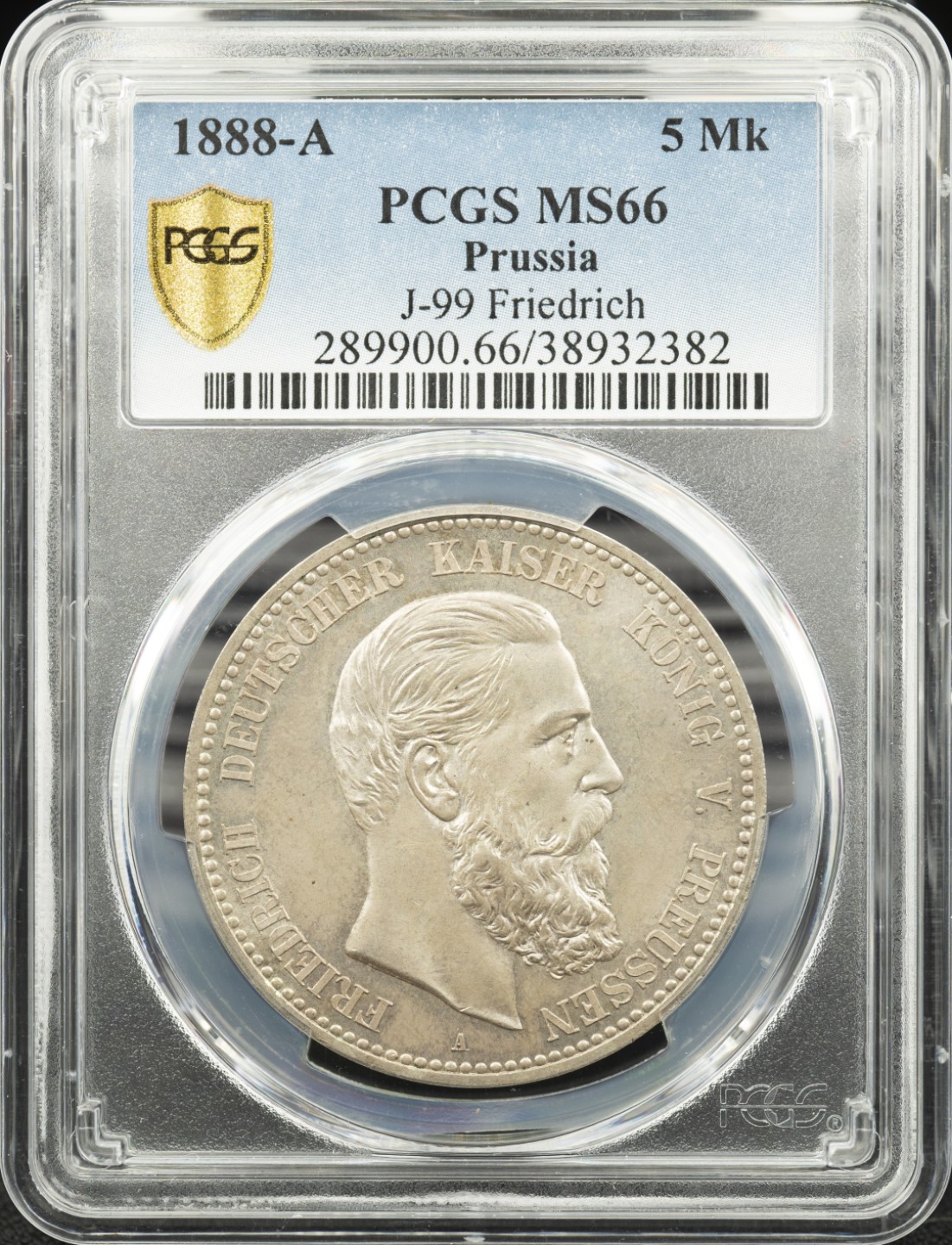 万国钱币拍卖第005期 1888三皇年德国普鲁士弗三短翅5马克，顶级高分，轻度包浆，粉光满满，来自日本银座拍卖，流传有序，品质保障。