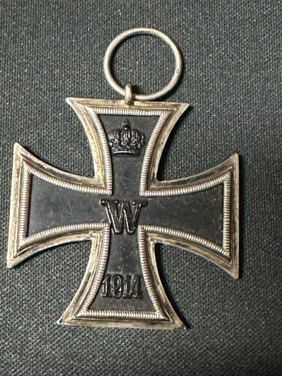 荷兰--纽卡勋赏制服交流 - 帝德二级铁十字勋章—少见G厂小环带标