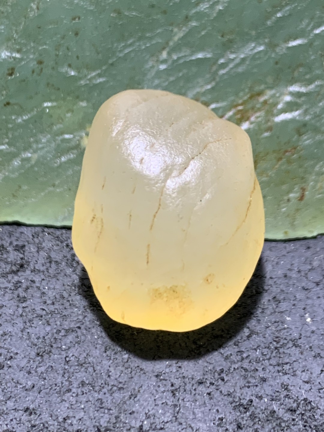 放福利！精美天然阿拉善麻皮玛瑙原石一颗，