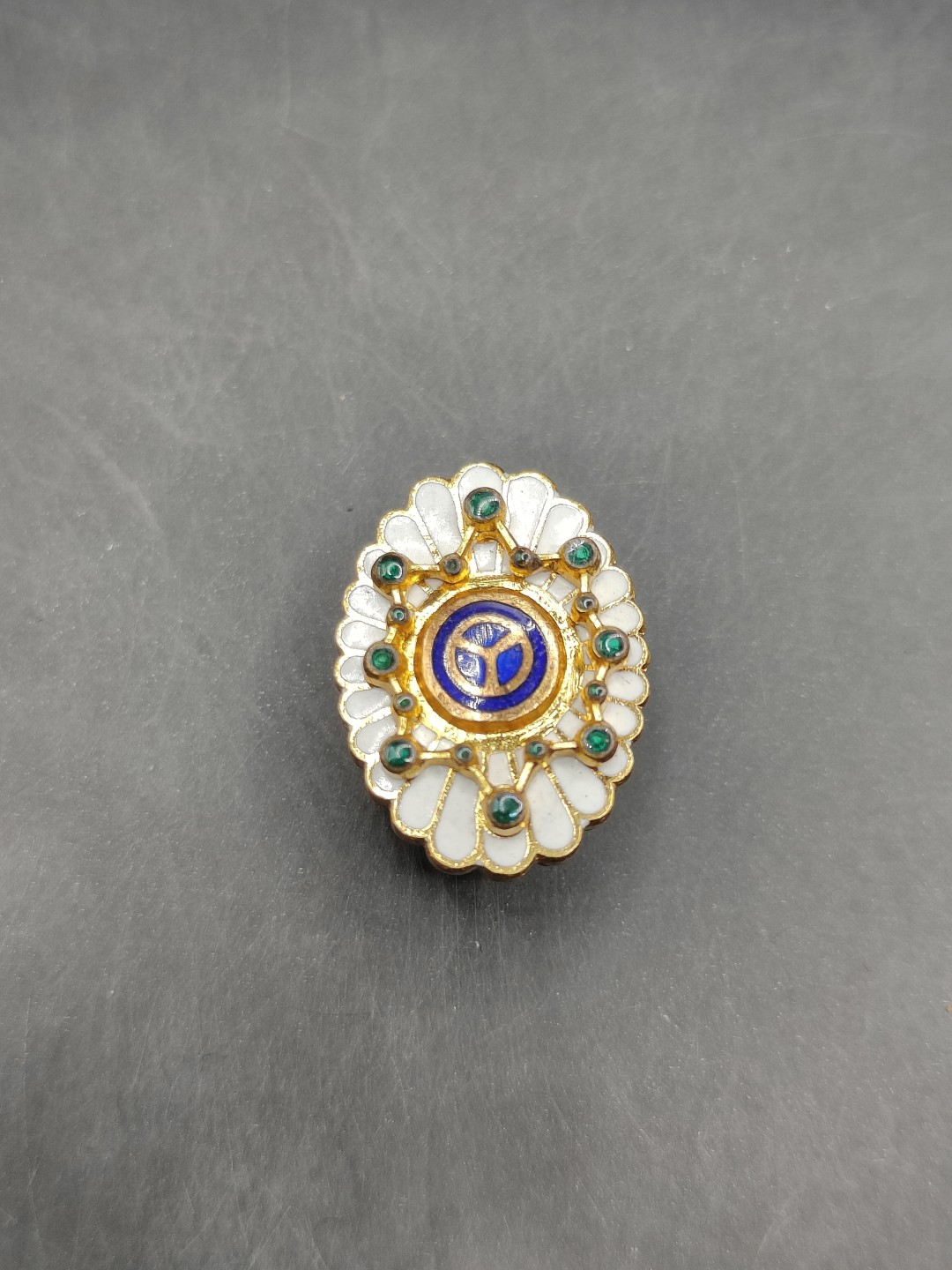 全场0元起拍 第43期 咸鱼国勋章拍卖专场 4月2日（周日）下午6：00开始 日本长时间无事故运转章 铜章 珐琅制