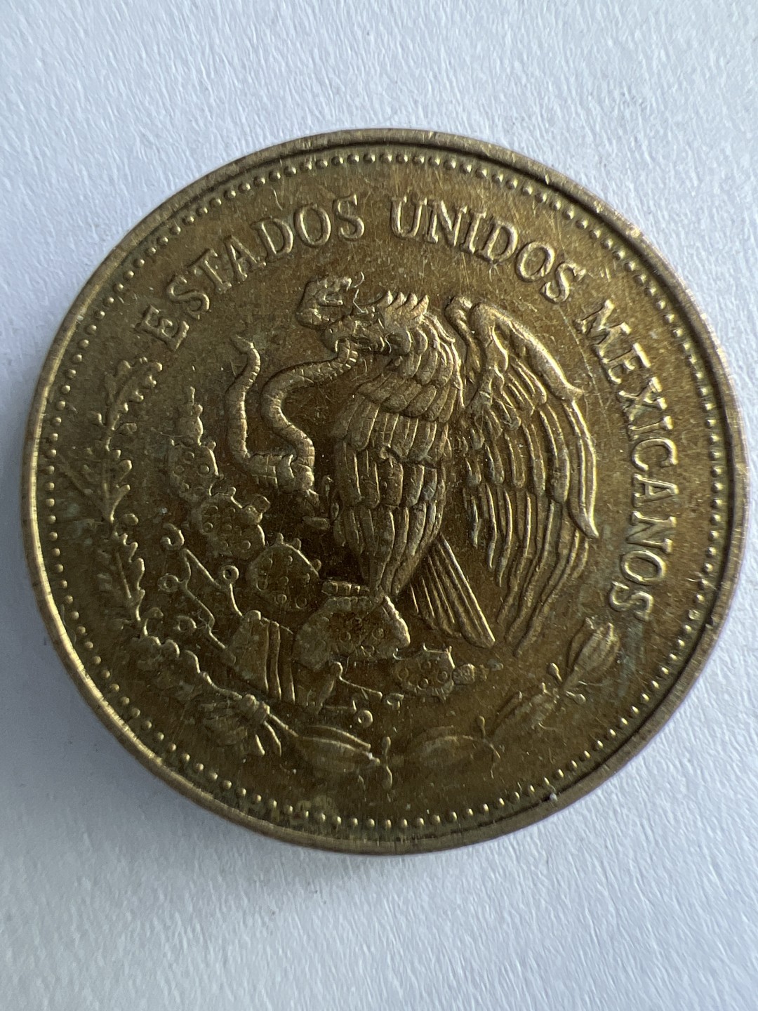 泡泡堂微拍第一 一 二幕硬币捡漏可累计专场👿👿，累计满二十元包邮，接受代拍业务 墨西哥20