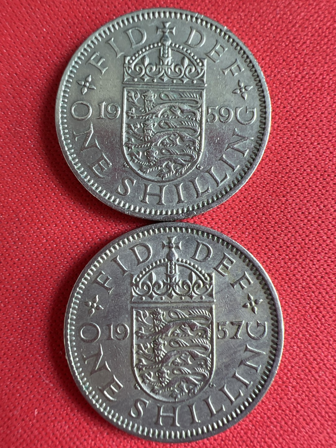 泡泡堂微拍第一 一 三幕硬币捡漏可累计专场👿👿，累计满二十元包邮，接受代拍业务 伊二一便士两枚