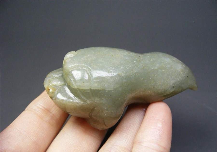 ｜冷门出品｜精选专拍·第贰拾场· 和田青白玉带沁圆雕三足金蟾大把件