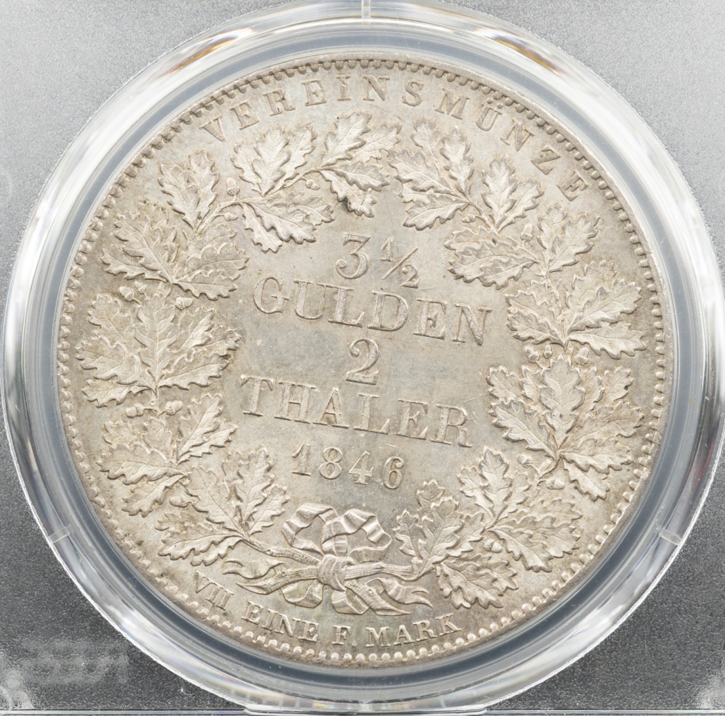 万国钱币拍卖第005期 1846德国法兰克福鹰徽2泰勒，发行量较少的一个年份，车轮粉光，冠军分，挑不出毛病的一枚。