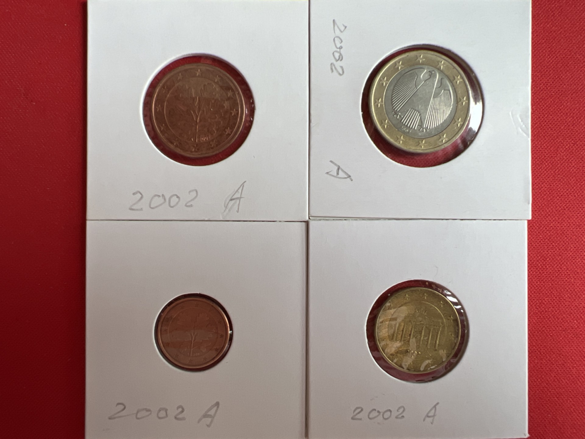 泡泡堂微拍第一 一 六幕硬币捡漏可累计专场👿👿，累计满二十元包邮，接受代拍业务 德国2002年A。4枚