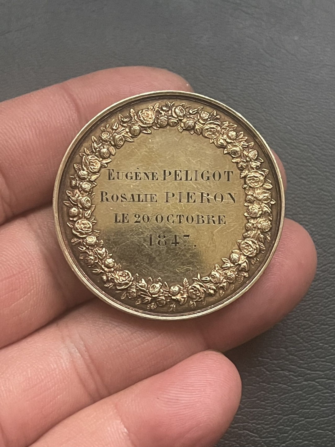 第八场，欧洲艺术章牌代币拍卖（实时专场，机器自动拍卖，请提前出好价格） 法国结婚较大规格镀金银章（39mm）