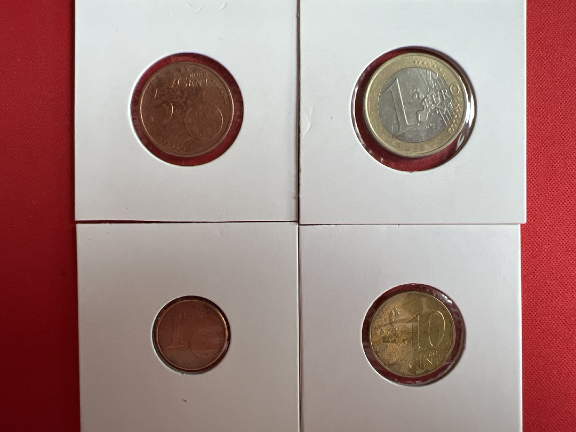 泡泡堂微拍第一 一 六幕硬币捡漏可累计专场👿👿，累计满二十元包邮，接受代拍业务 德国2002年A。4枚