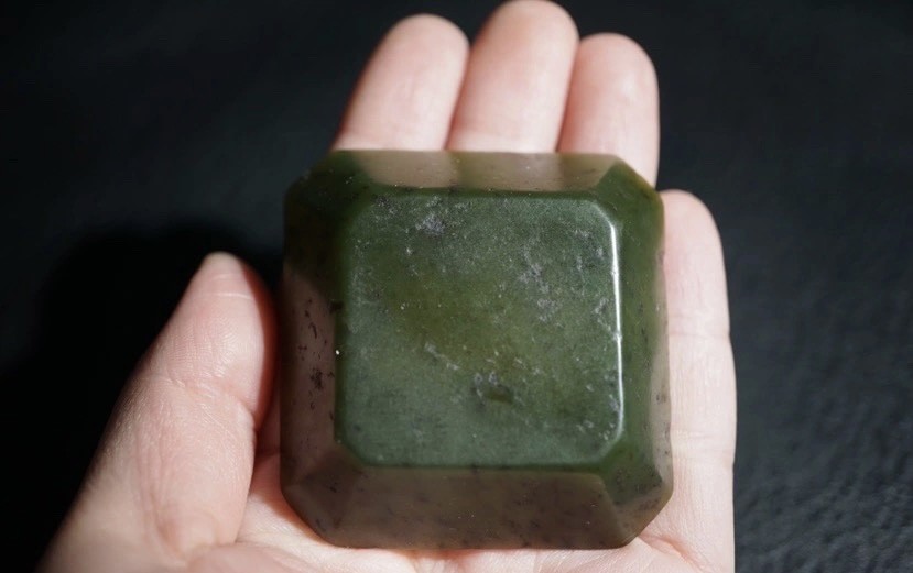 ｜冷门出品｜精选专拍·第贰拾场· 苏工老和田玉碧玉玉碟笔舔文房摆件