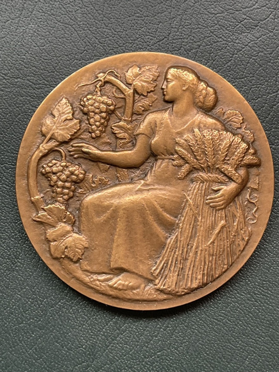 第八场，欧洲艺术章牌代币拍卖（实时专场，机器自动拍卖，请提前出好价格） 法国农业青铜艺术奖章