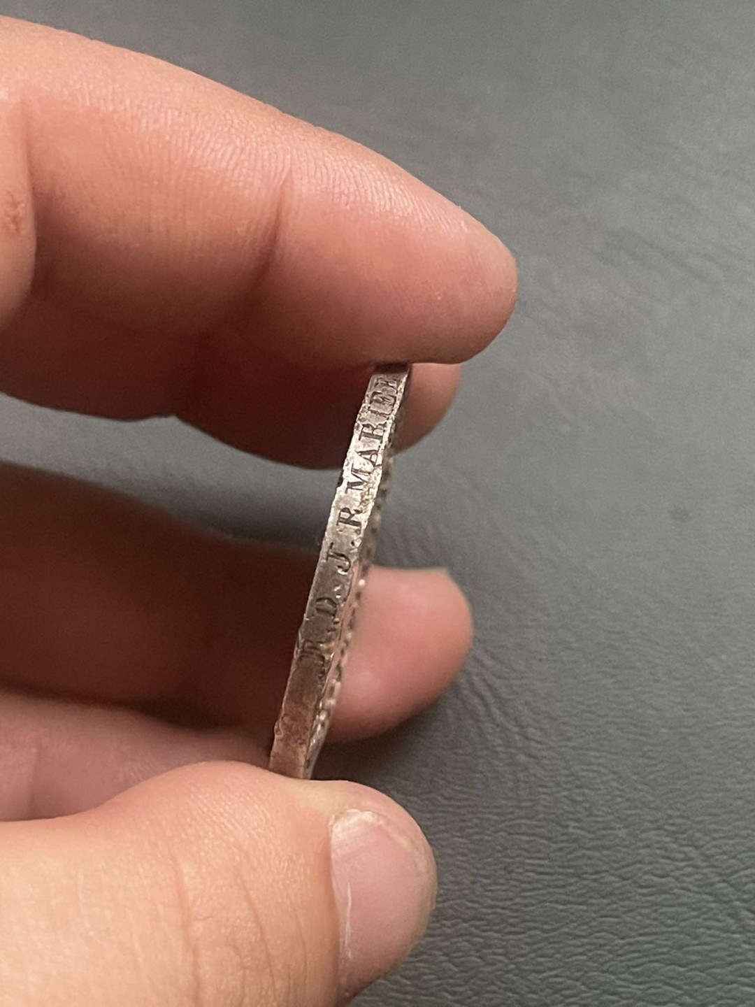 第八场，欧洲艺术章牌代币拍卖（实时专场，机器自动拍卖，请提前出好价格） 法国结婚较大规格银章（边有伤）