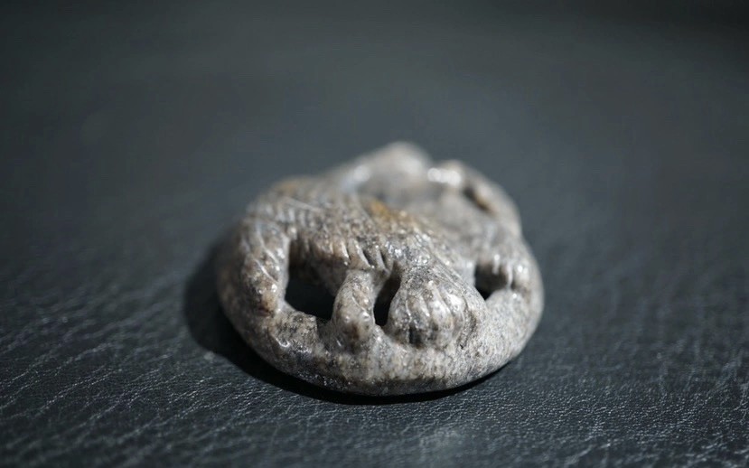 ｜冷门出品｜精选专拍·第贰拾场· 明清工老和田玉镂空仙鹤瓦子