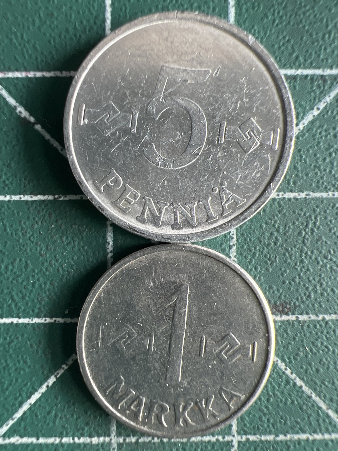 泡泡堂第268期  世界硬币邮票 （无押金，捡漏，全场20包邮，偏远地区除外，接收代拍业务） 芬兰一对