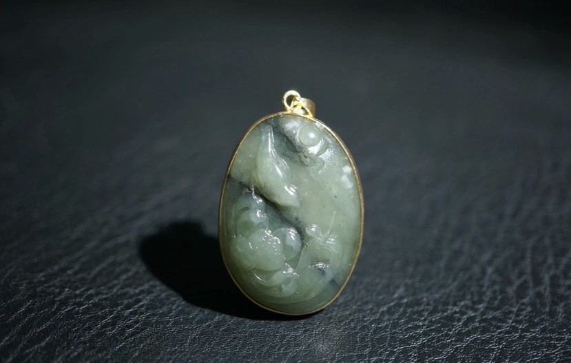 ｜冷门出品｜精选专拍·第贰拾场· 苏工老和田玉青花籽料莲花挂件