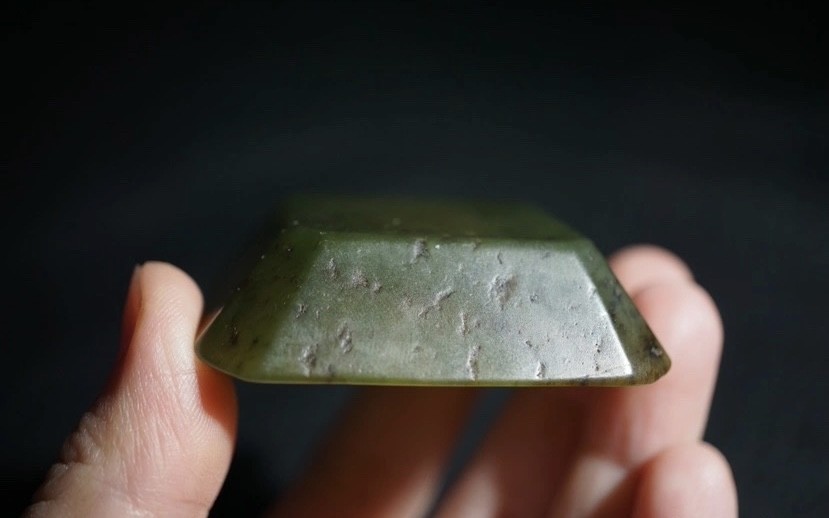｜冷门出品｜精选专拍·第贰拾场· 苏工老和田玉碧玉玉碟笔舔文房摆件