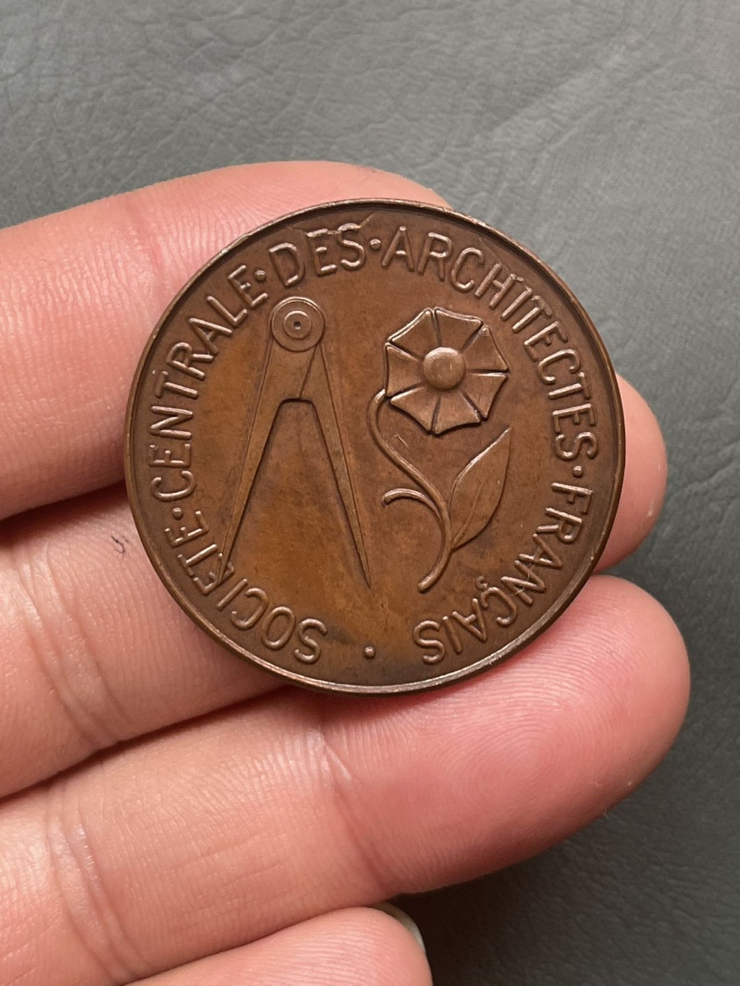 第八场，欧洲艺术章牌代币拍卖（实时专场，机器自动拍卖，请提前出好价格） 法国建筑师协会铜章