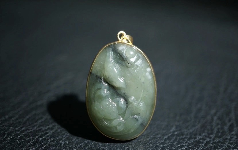 ｜冷门出品｜精选专拍·第贰拾场· 苏工老和田玉青花籽料莲花挂件