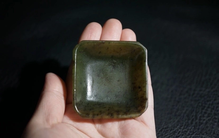 ｜冷门出品｜精选专拍·第贰拾场· 苏工老和田玉碧玉玉碟笔舔文房摆件