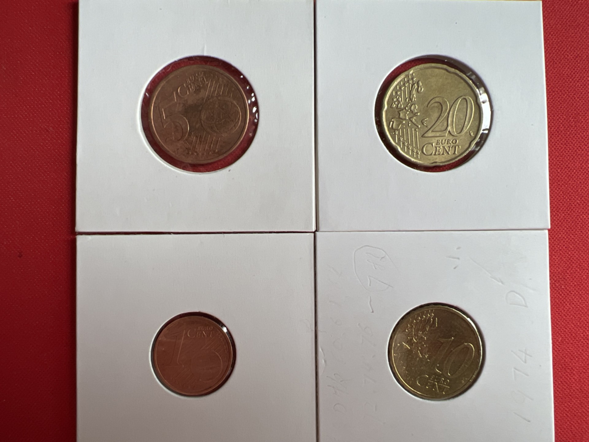 泡泡堂微拍第一 一 五幕硬币捡漏可累计专场👿👿，累计满二十元包邮，接受代拍业务 德国2002年J  4枚