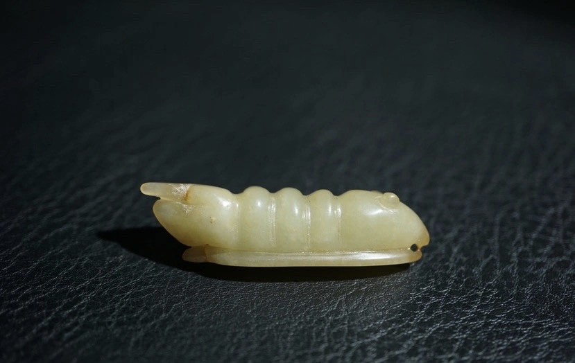 ｜冷门出品｜精选专拍·第贰拾壹场· 明清工老和田玉玉蚕挂件把件