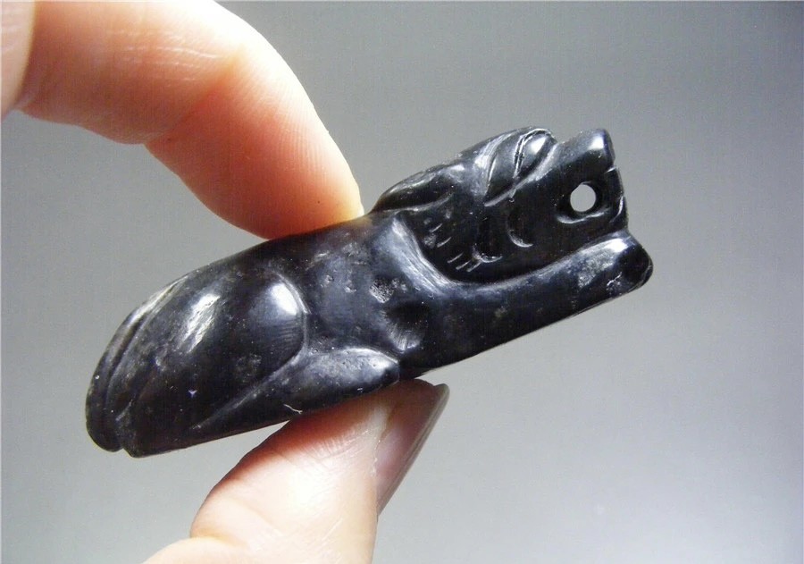 ｜冷门出品｜精选专拍·第贰拾壹场· 和田玉带黑沁圆雕卧兽大把件