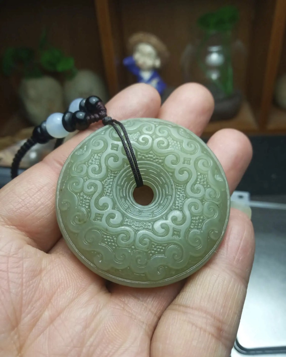 ｜冷门出品｜精选专拍·第贰拾场· 和田玉青白玉 双面精雕保真 祥云纹平安扣