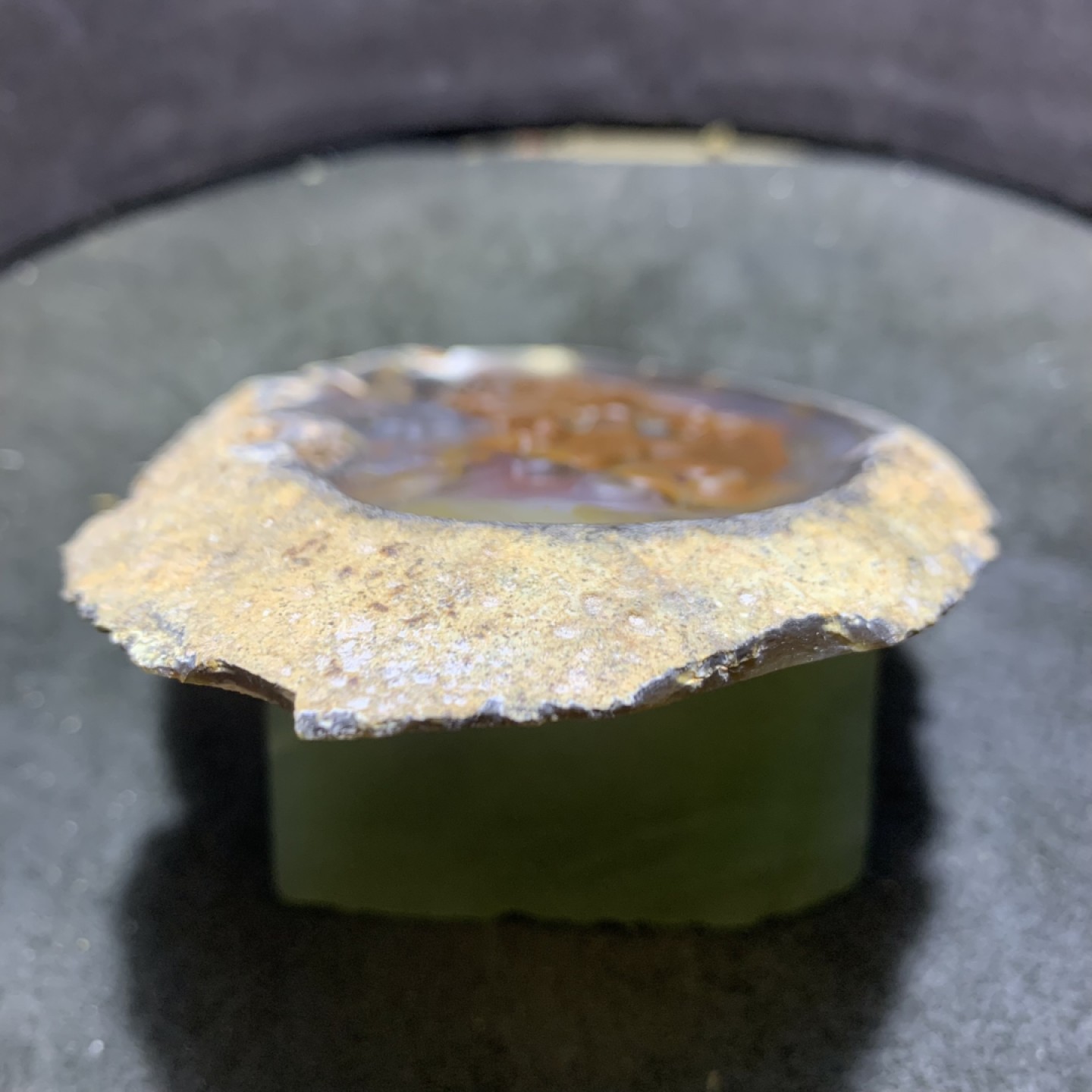 精美天然巴西玛瑙切片雕刻喜上眉梢摆件一个