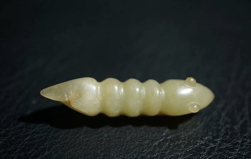 ｜冷门出品｜精选专拍·第贰拾壹场· 明清工老和田玉玉蚕挂件把件