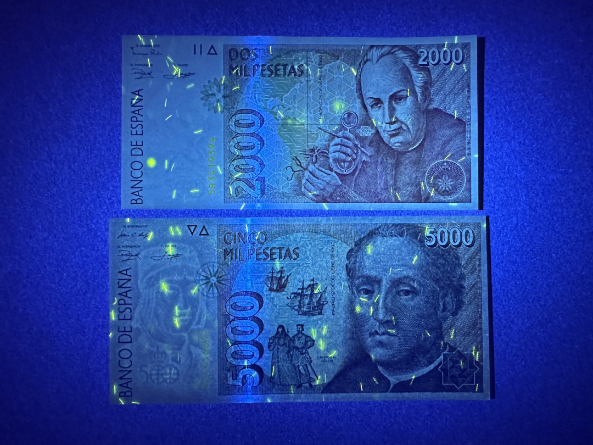 《张总收藏》96期——世界最佳纸币 西班牙2000、5000比塞塔2张 UNC 末版