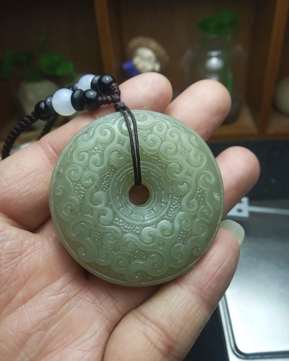 ｜冷门出品｜精选专拍·第贰拾场· 和田玉青白玉 双面精雕保真 祥云纹平安扣