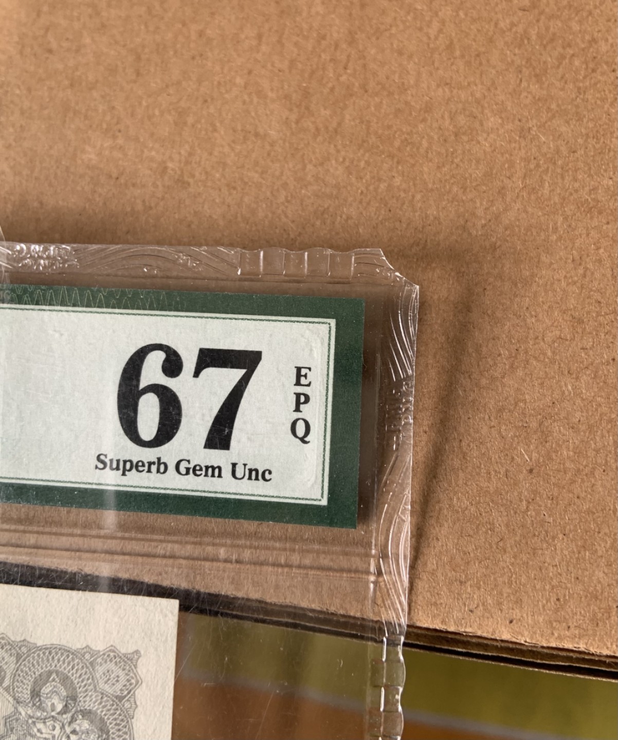 收藏联盟Quantum Auction 第246期拍卖 福克兰群岛1969年50便士 PMG67 壳子缺了一角