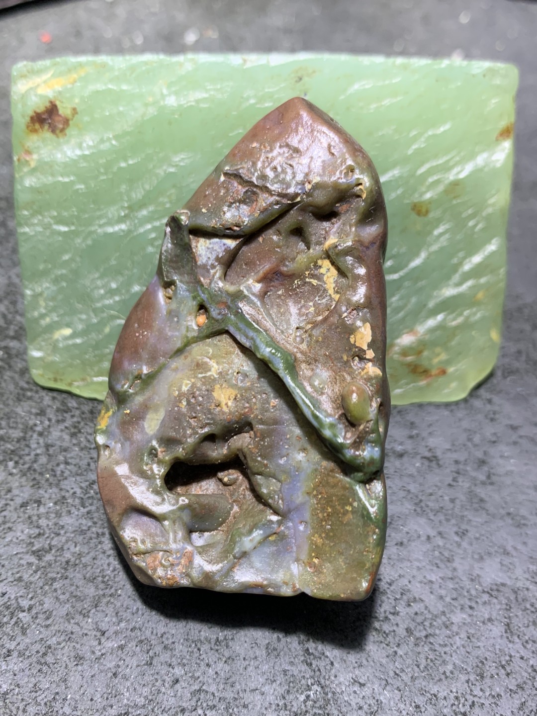 精美戈壁彩玉手工雕刻平凡把件（吊坠)一个！寓意：平凡之路