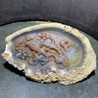 精美天然巴西玛瑙切片雕刻喜上眉梢摆件一个 - 精美天然巴西玛瑙切片雕刻喜上眉梢摆件一个