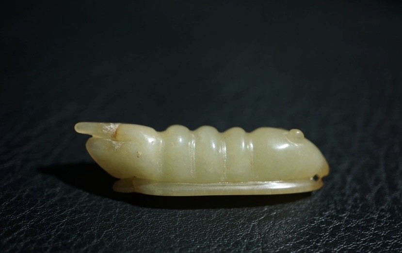 ｜冷门出品｜精选专拍·第贰拾壹场· 明清工老和田玉玉蚕挂件把件