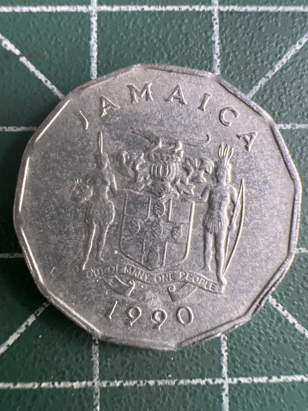 泡泡堂微拍第一 一 五幕硬币捡漏可累计专场👿👿，累计满二十元包邮，接受代拍业务 牙买加一分