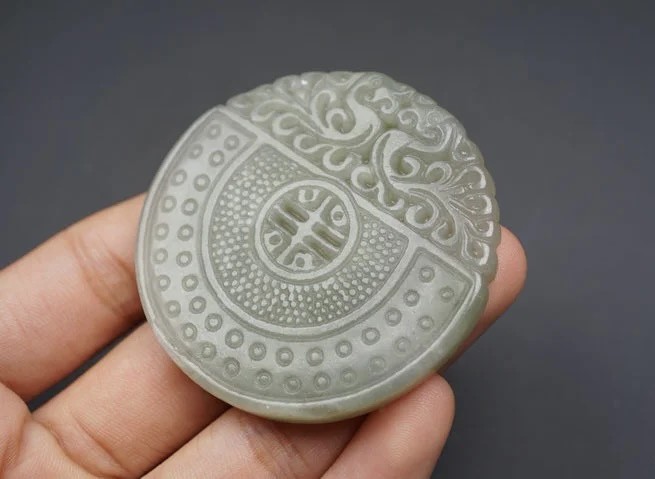 ｜冷门出品｜精选专拍·第贰拾壹场· 和田玉 团寿龙纹牌挂件