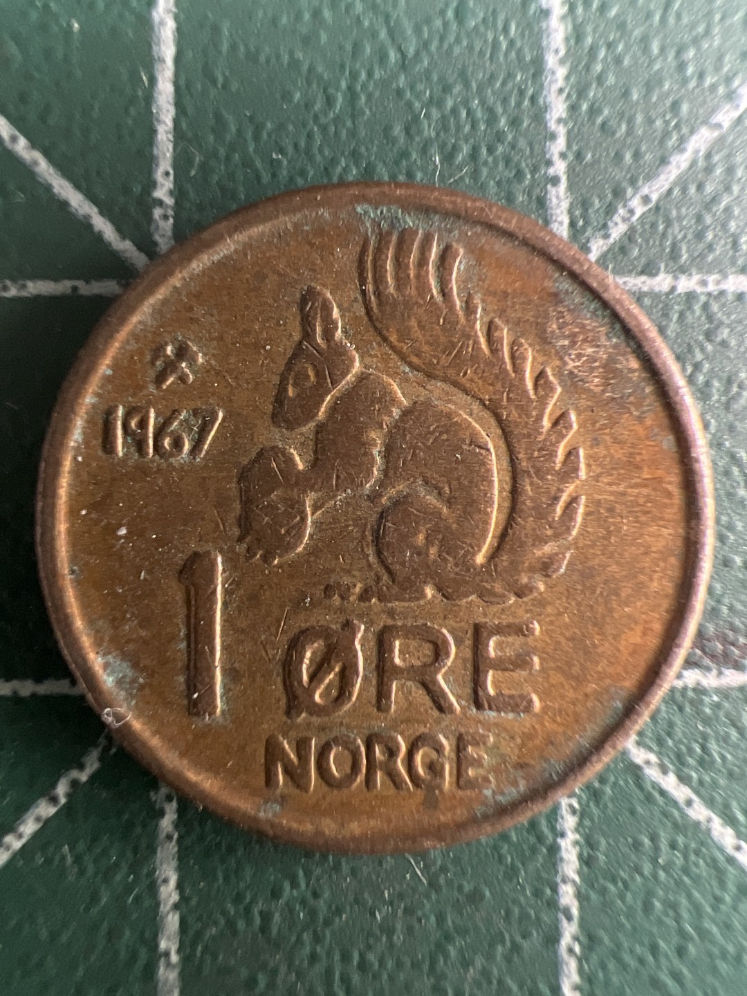 泡泡堂第273期  世界硬币 （无押金，捡漏，全场20包邮，偏远地区除外，接收代拍业务） 挪威小松鼠